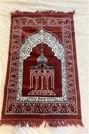 تصویر 1 از سجاده مخمل فرشی با طرح‌ های لطیف و رنگ‌ های آرامش‌ بخش